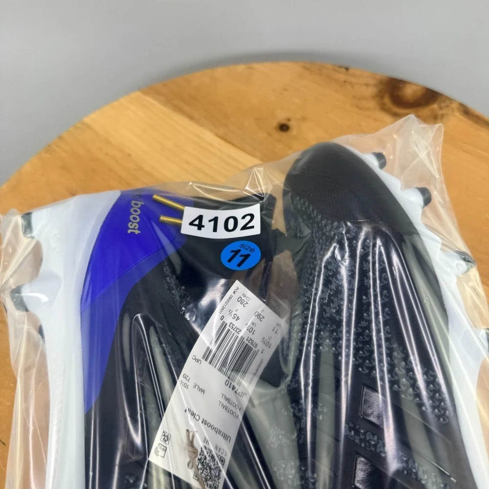 adidas shipping there box